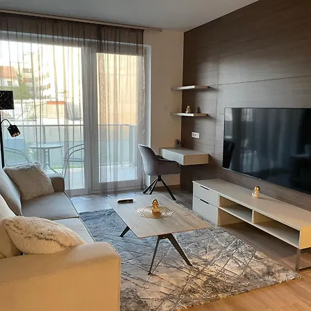 Karzo Lk 201 * Budapest